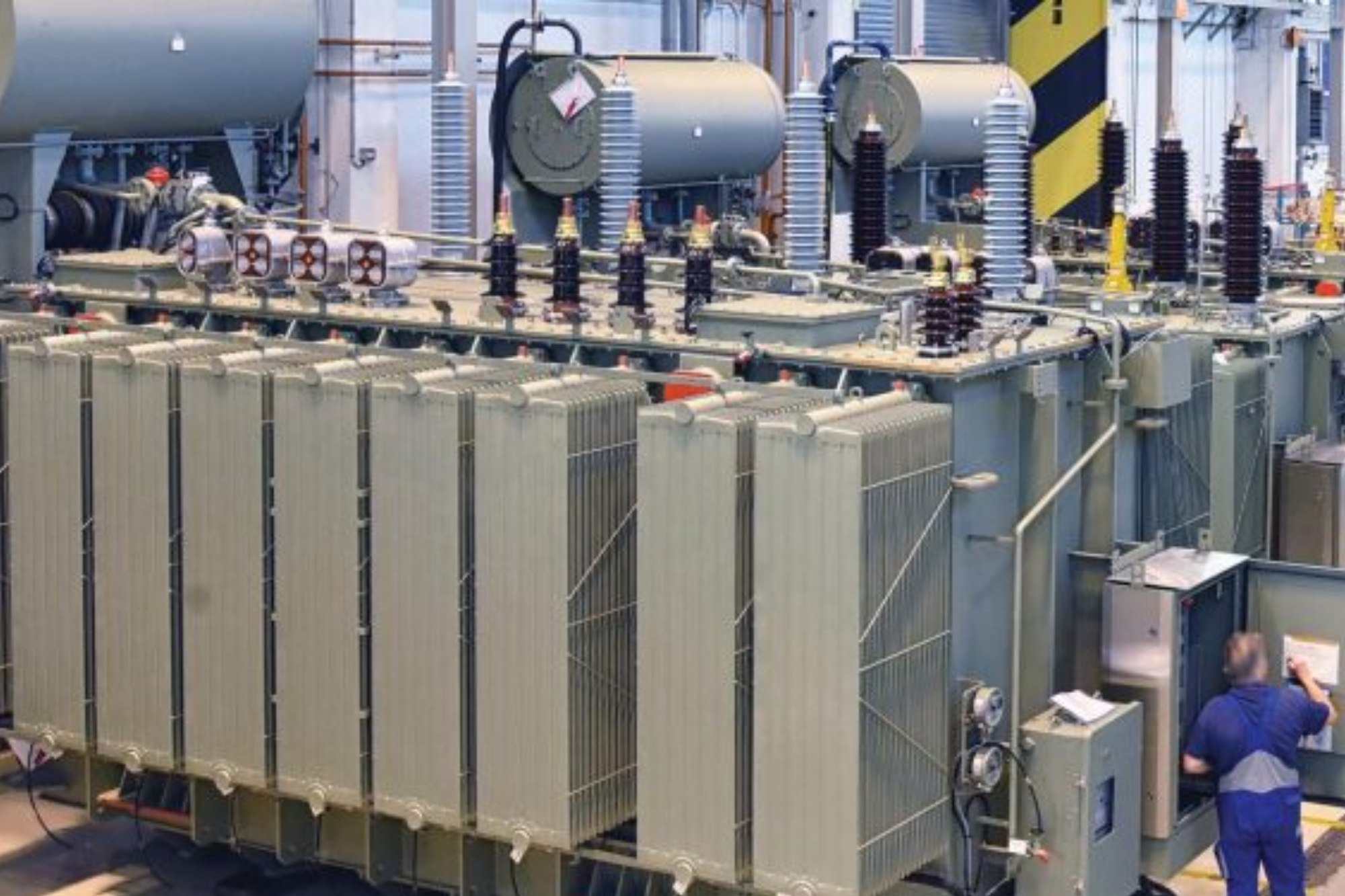 Transforming the Grid: The Role of High-Efficiency Transformers in Smart Grids﻿